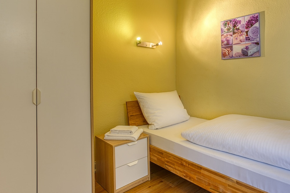 Standard Single Room, 1 Twin Bed photo 2
