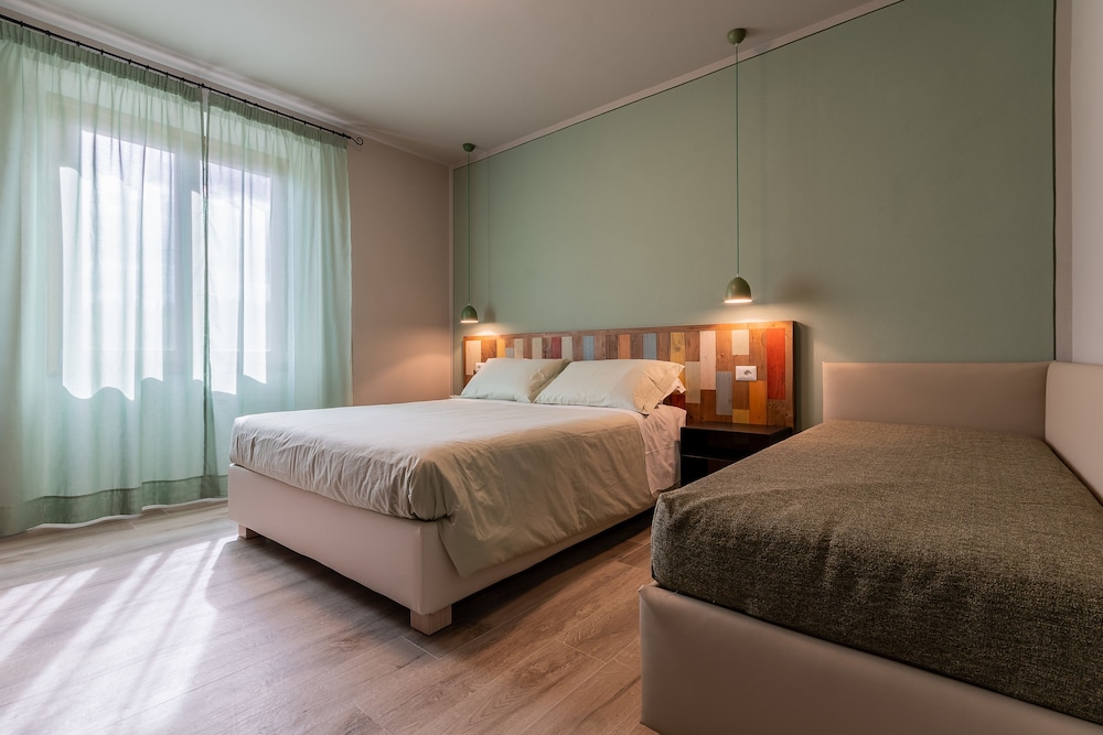 Suite photo 1