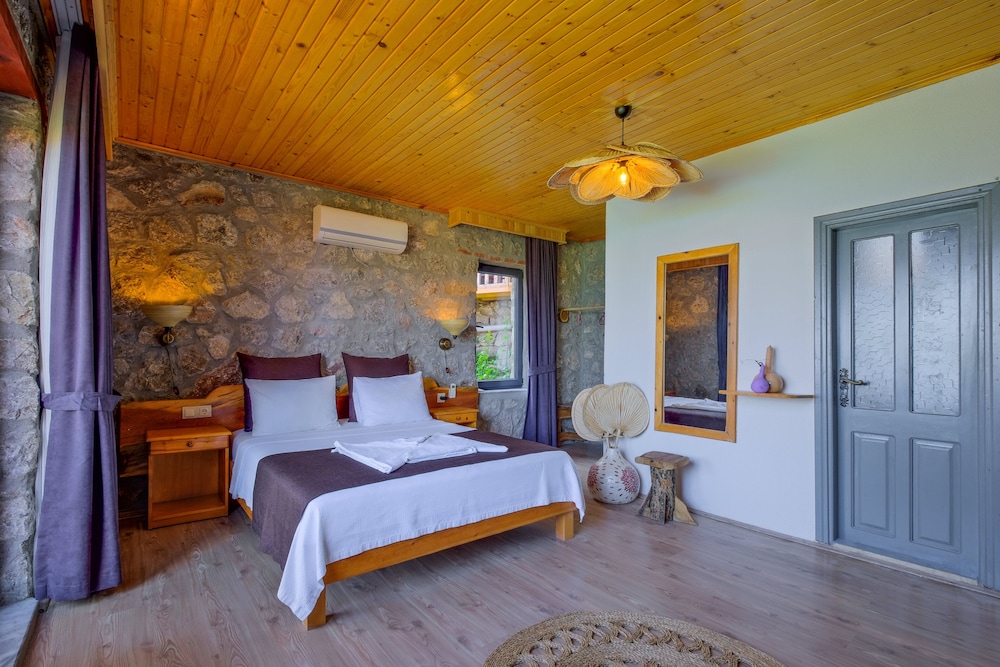 Honeymoon Studio Suite, 1 Bedroom, Private Pool, Sea View