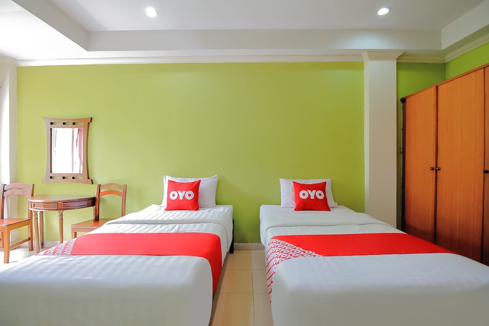 Standard Twin Room photo 2