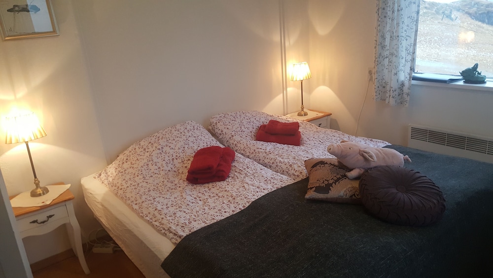 Standard Double or Twin Room, Shared Bathroom (Room 3) photo 3