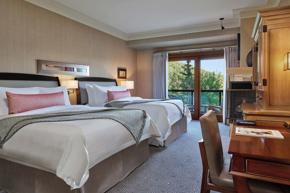 Room, 2 Queen Beds, Mountainside - Photo 3