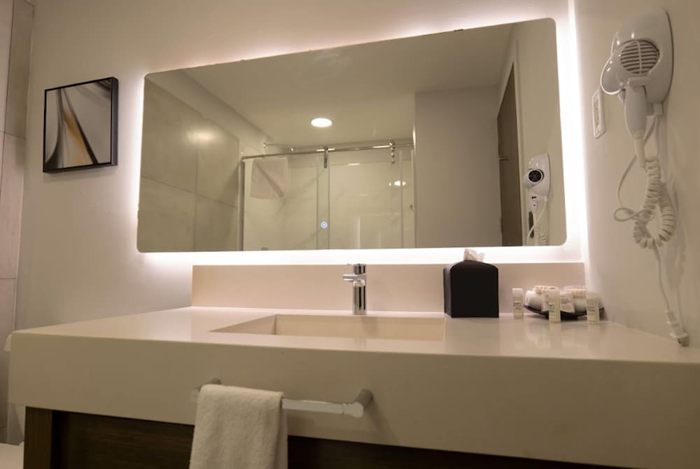 Room, 2 Queen Beds, Non Smoking (Concept) - Photo 4