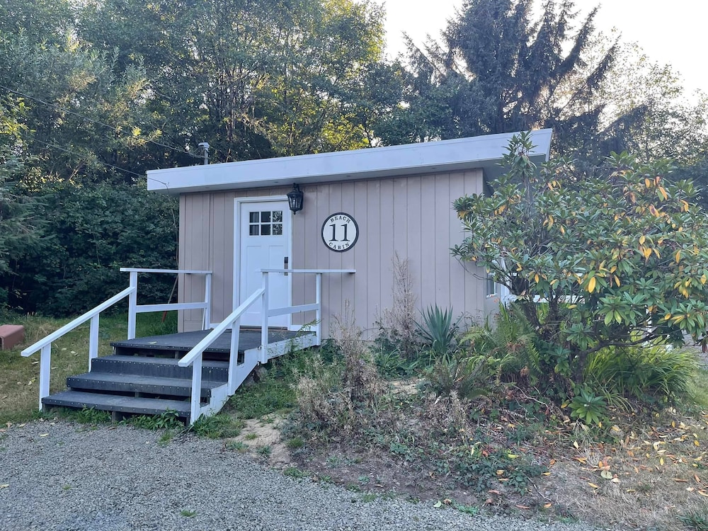 Basic Cabin (Pet and Child Friendly) photo 1