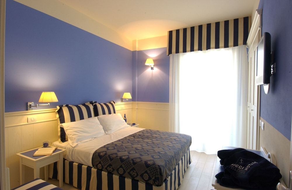 Double or Twin Room, Balcony photo 1