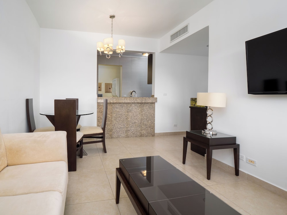 Basic Apartment photo 2