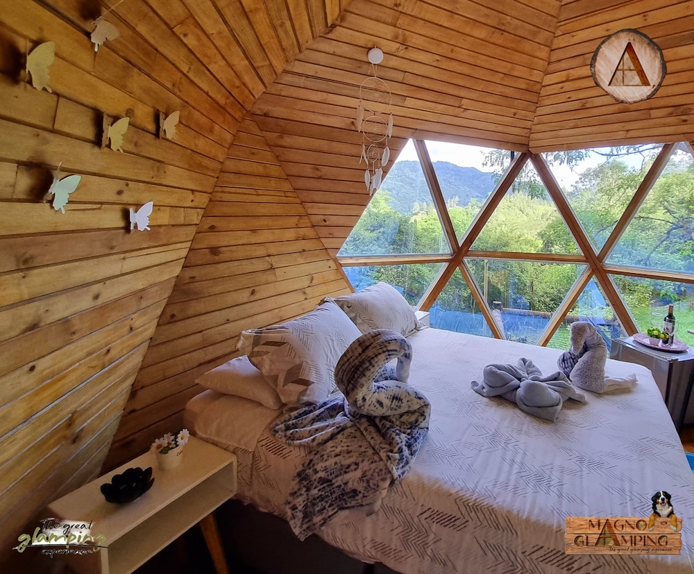 Deluxe Double Room, 1 Double Bed, Ensuite, Mountain View photo 1