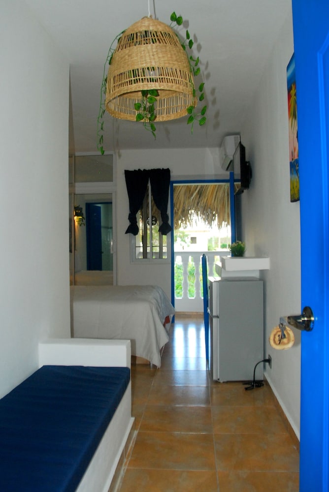 Standard Room photo 2