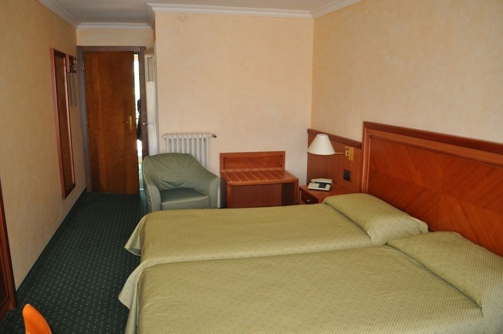 Triple Room photo 3