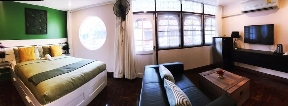 Deluxe Double Room, Balcony photo 3