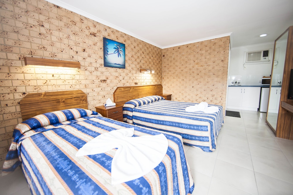 Deluxe Twin Room photo 1