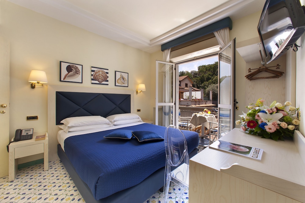 Double Room, Balcony - Photo 4