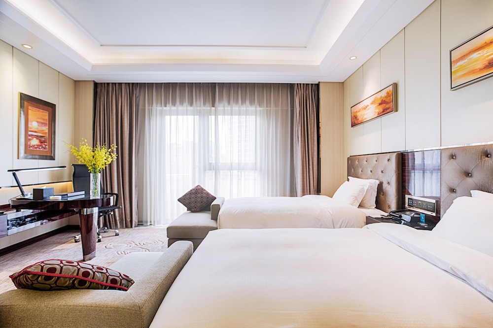 Deluxe Twin Room photo 3