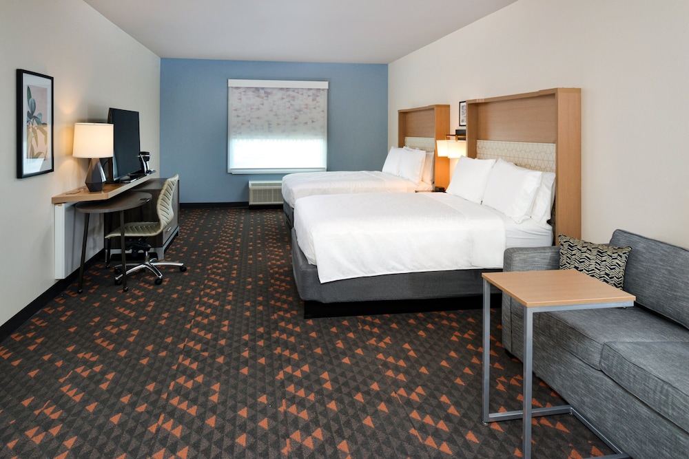 Suite, 2 Queen Beds (Communications) - Photo 6