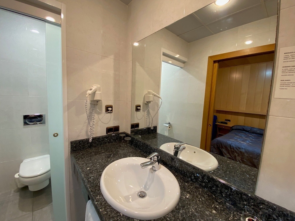 Triple Room - Photo 7