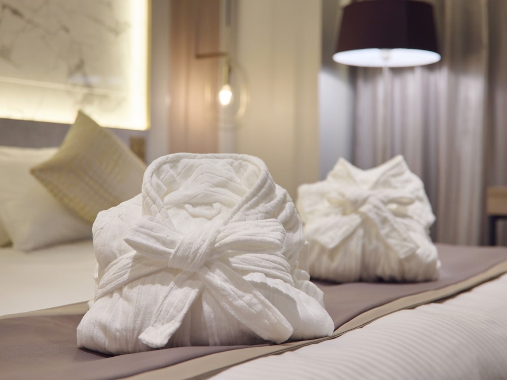 Deluxe King Room (40sqm) ,Non-smoking - Photo 9