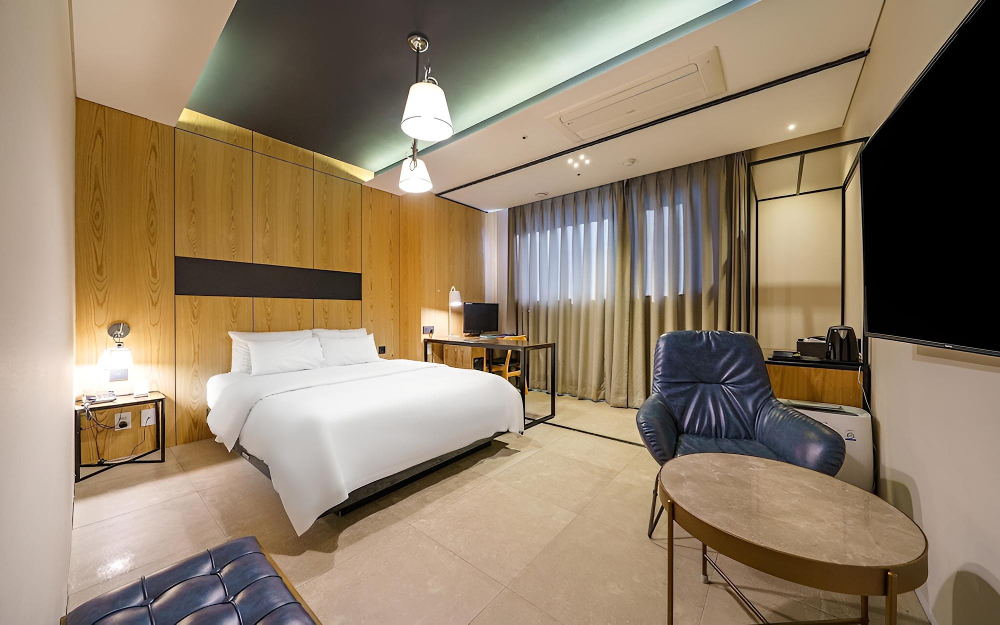 Room (Premium (55 inches + air purifier)) - Photo 6
