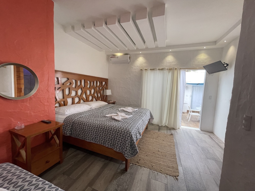 Comfort Suite photo 1