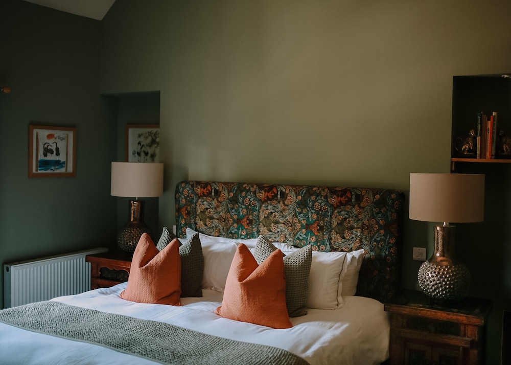 Deluxe Double Room, Ensuite (Super King Room 5 and 8)