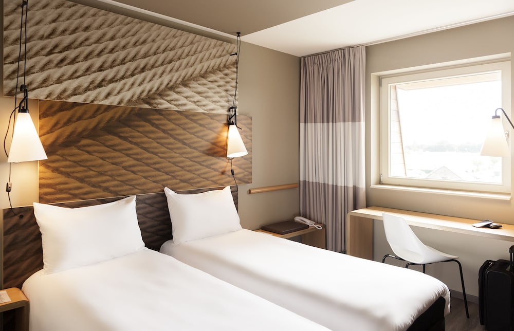 Twin Room, 2 Twin Beds - Photo 2