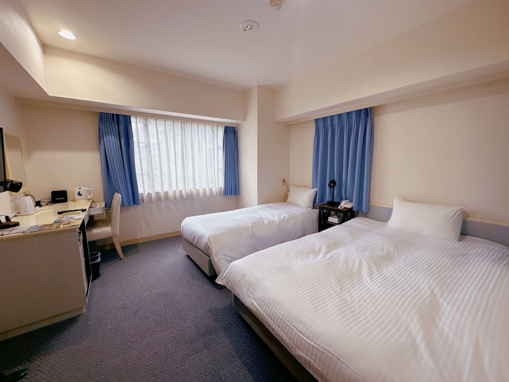 Semi Triple Room, Smoking - Photo 1