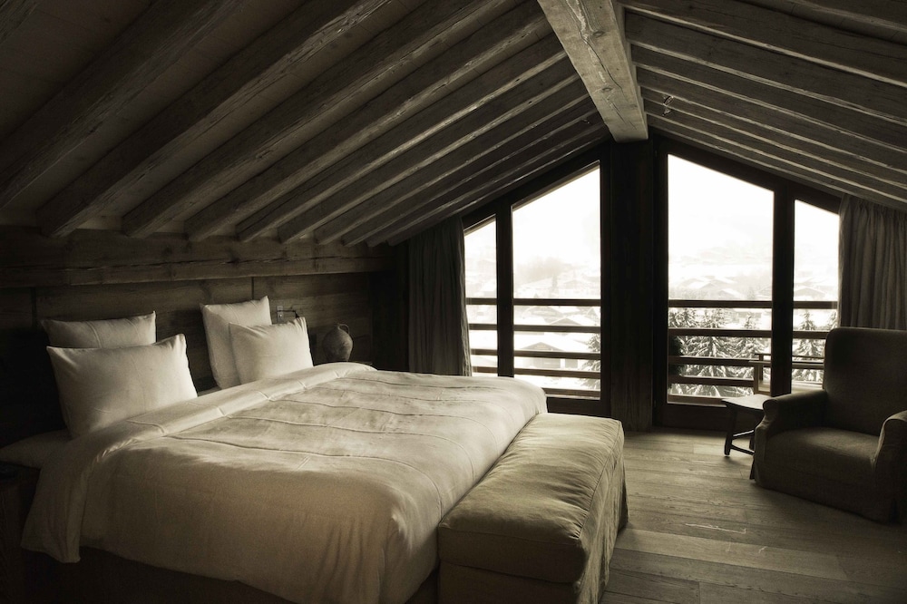 Suite 3 photo 1