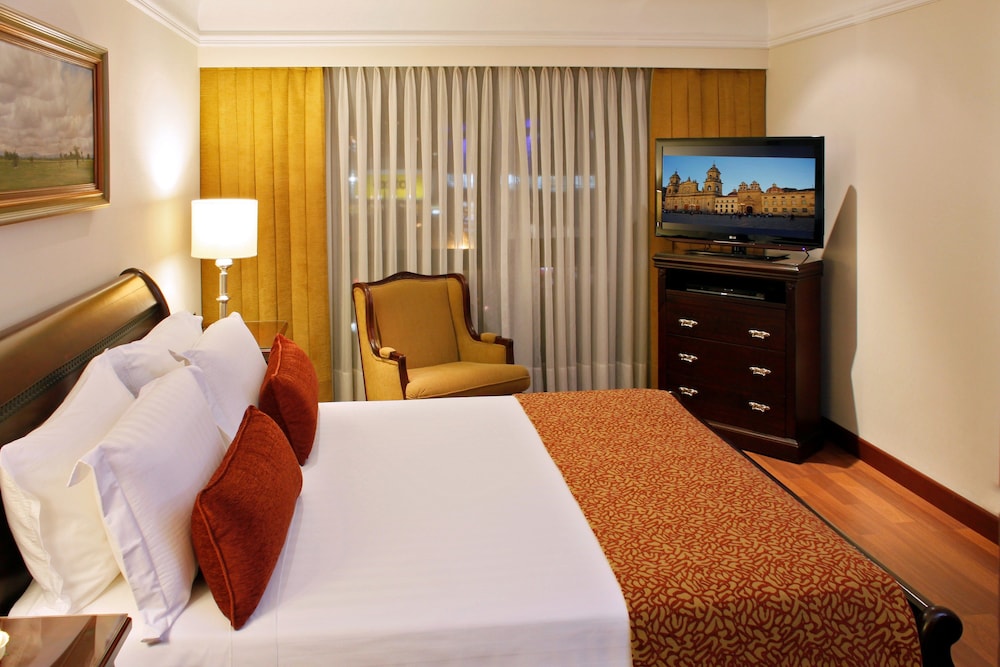 Superior Room, 1 King Bed - Photo 1