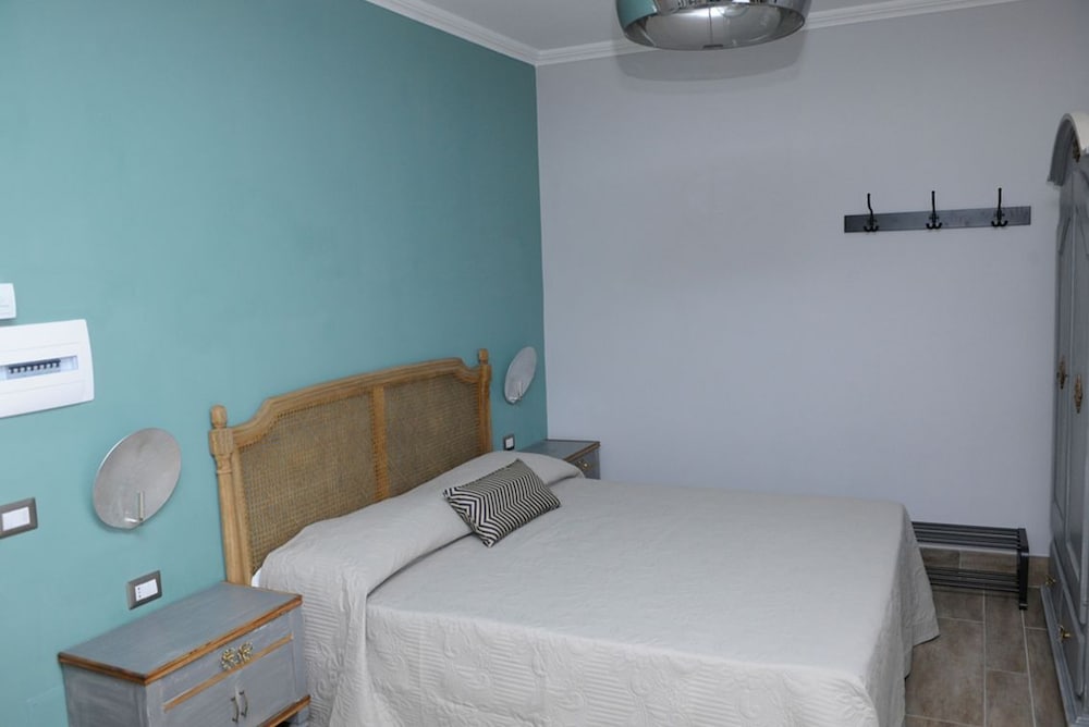 Deluxe Room, Balcony photo 1