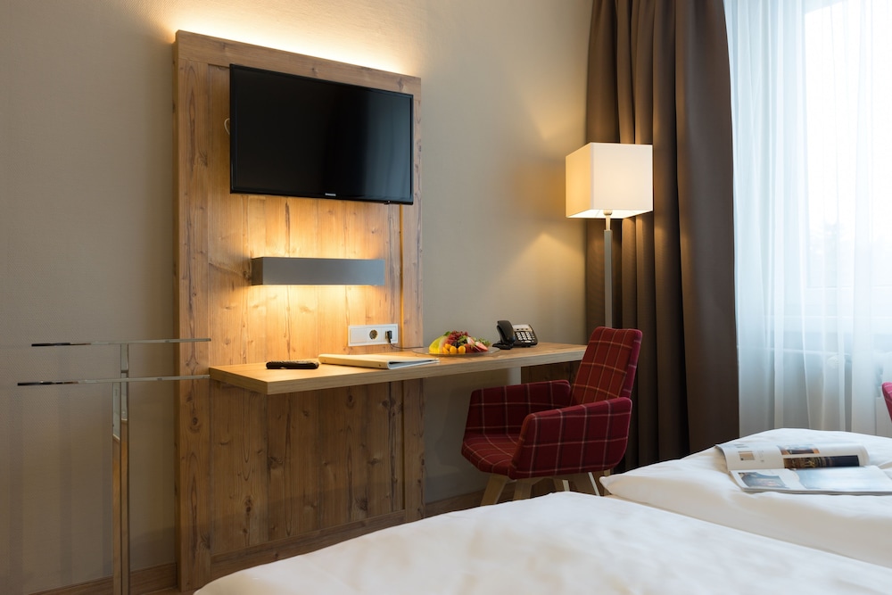 Comfort Double Room, 1 Bedroom, Garden Area photo 3
