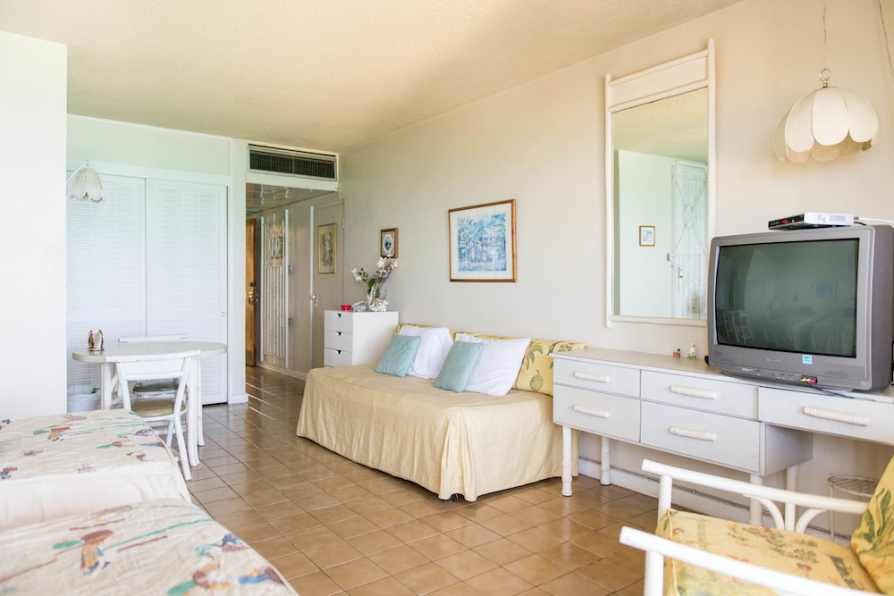 Studio, Multiple Beds, Kitchen, Ocean View