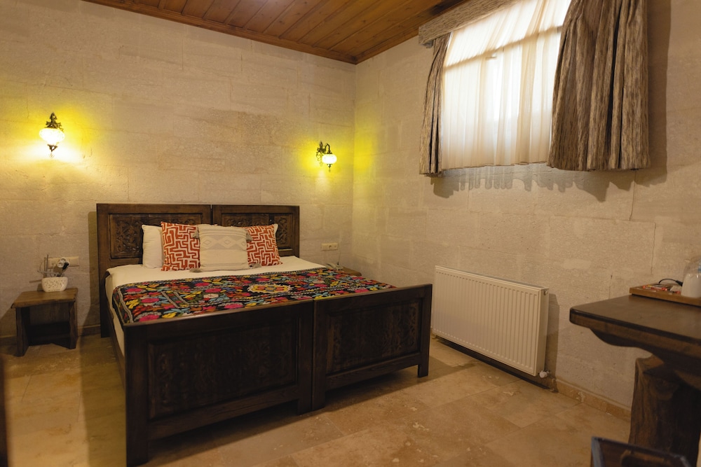 Standard Room - Photo 1
