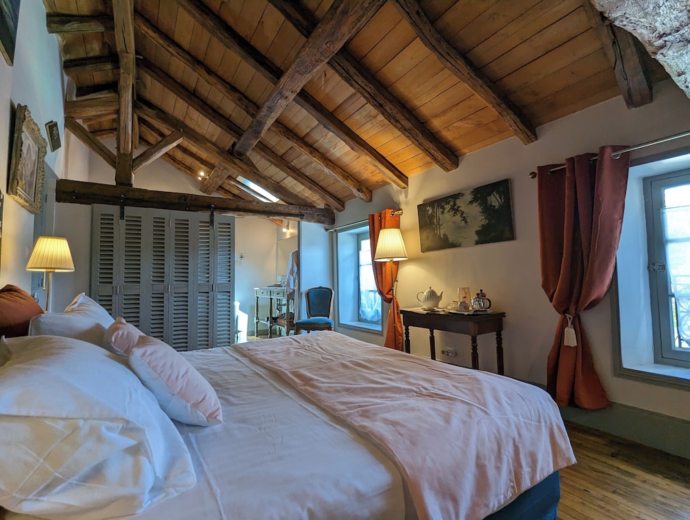 Romantic Double Room, Garden View photo 3
