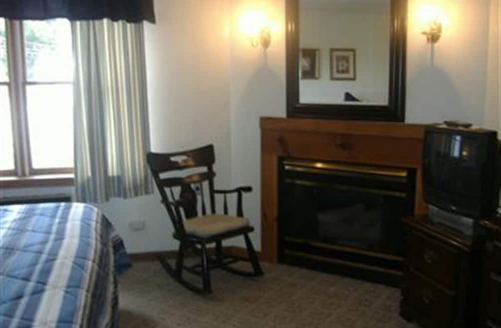 Deluxe Double Room, Ensuite photo 2