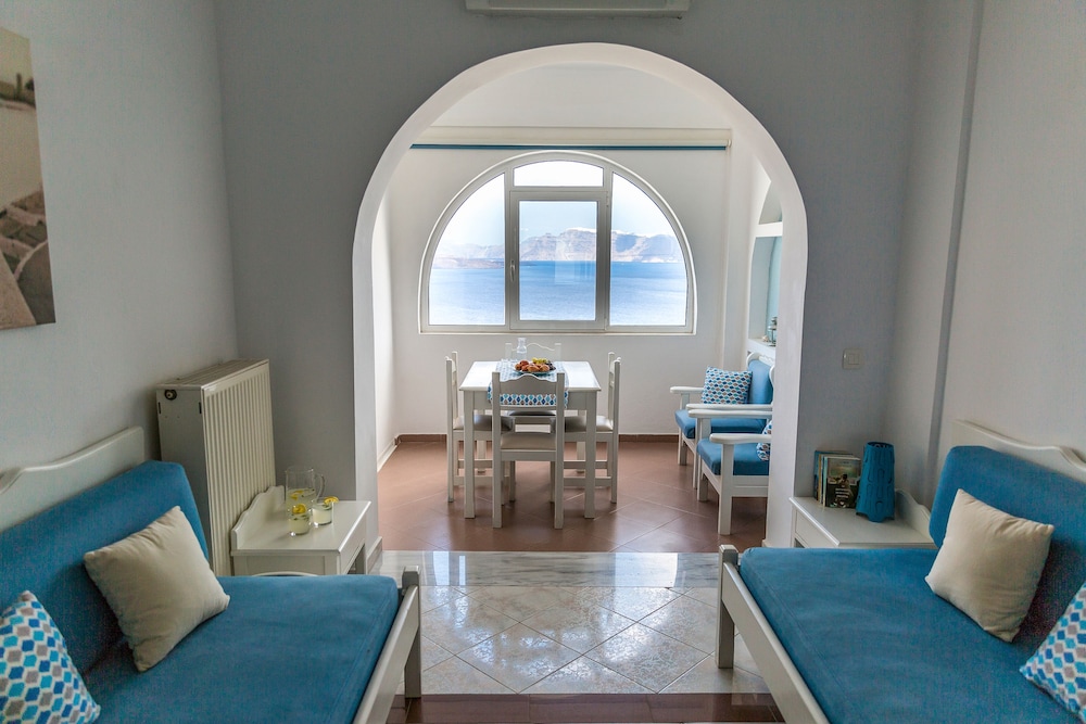 Apartment, 1 Bedroom (Caldera View) - Photo 1