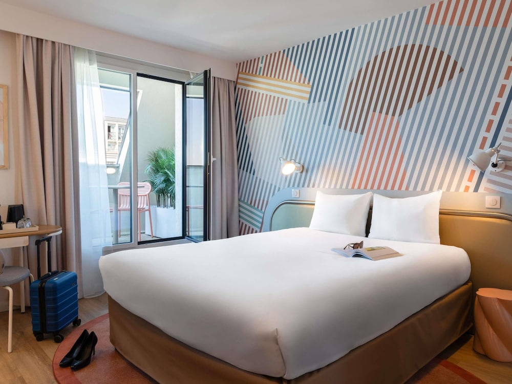 Suite, 1 Double Bed with Sofa bed, Balcony