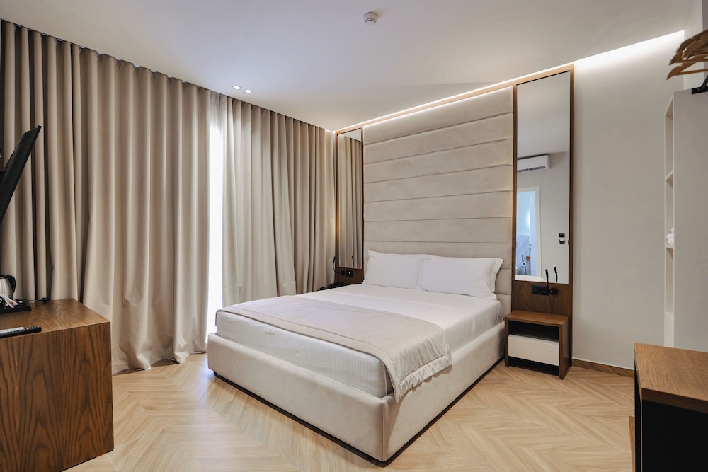 Double Room, 1 Double Bed