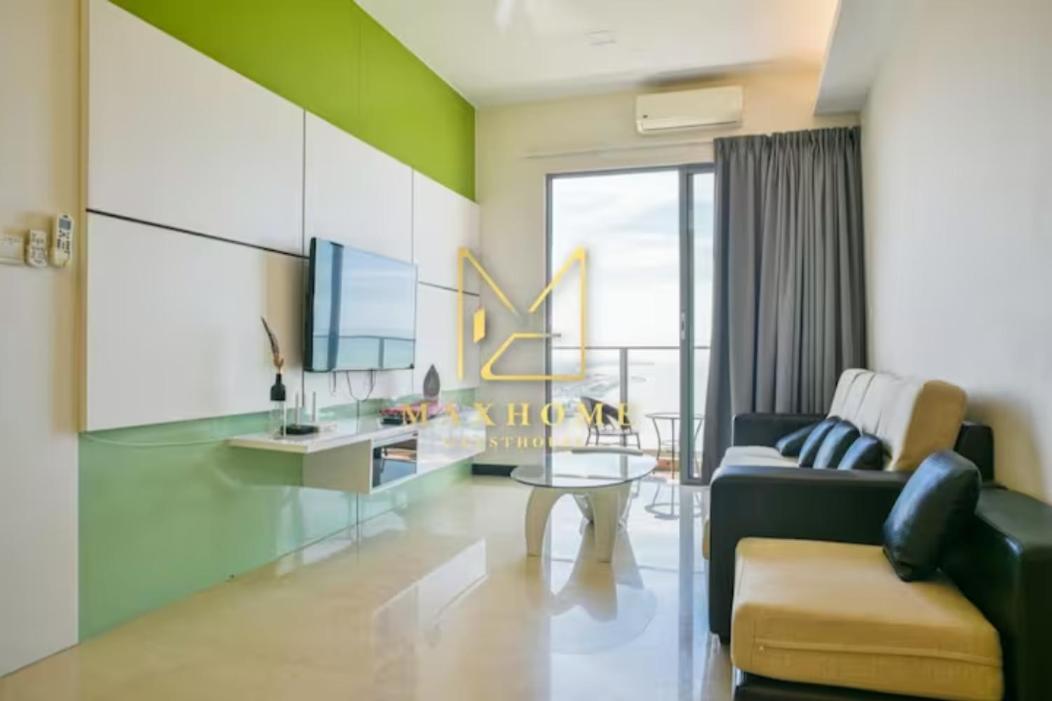 Apartment with Sea View photo 1