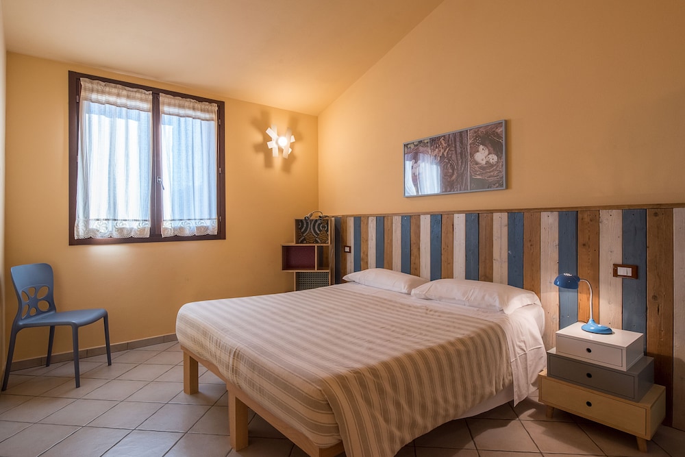 Apartment, 2 Bedrooms, Balcony (sea view or back view) photo 1