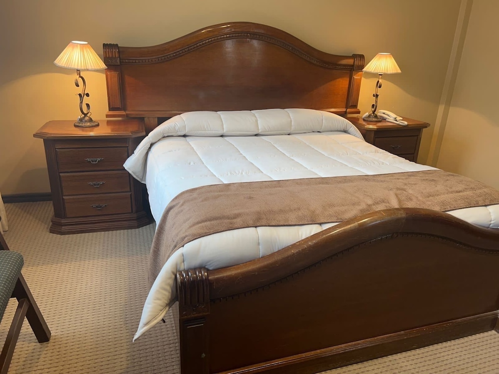 Classic Room, City View