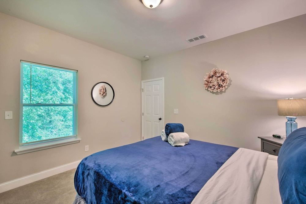 House (4 Bedrooms) photo 1