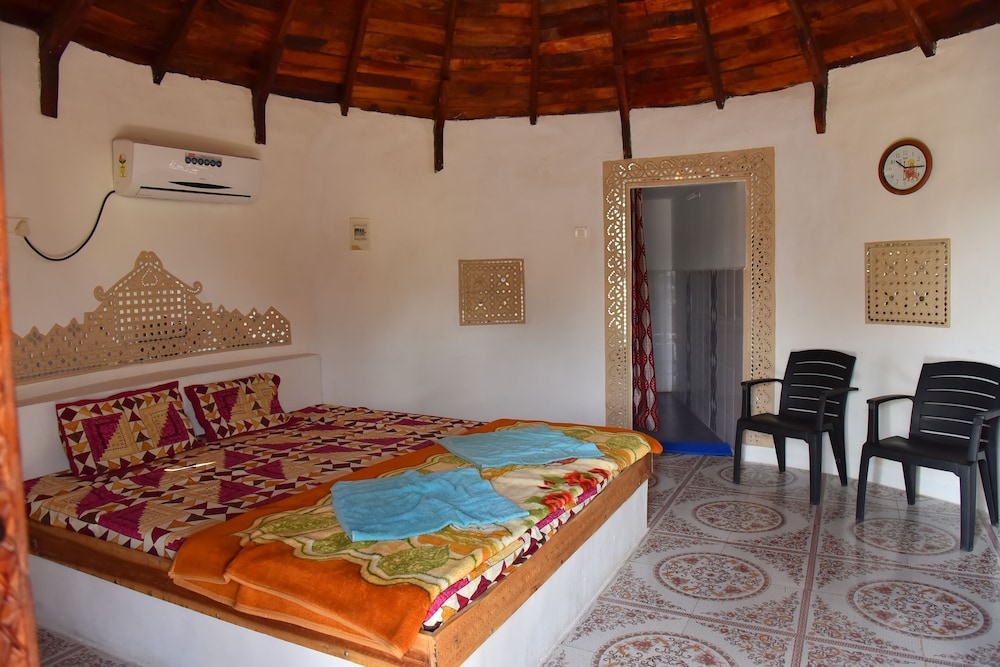 Villa Meadows (Kutchi Bhunga) photo 1