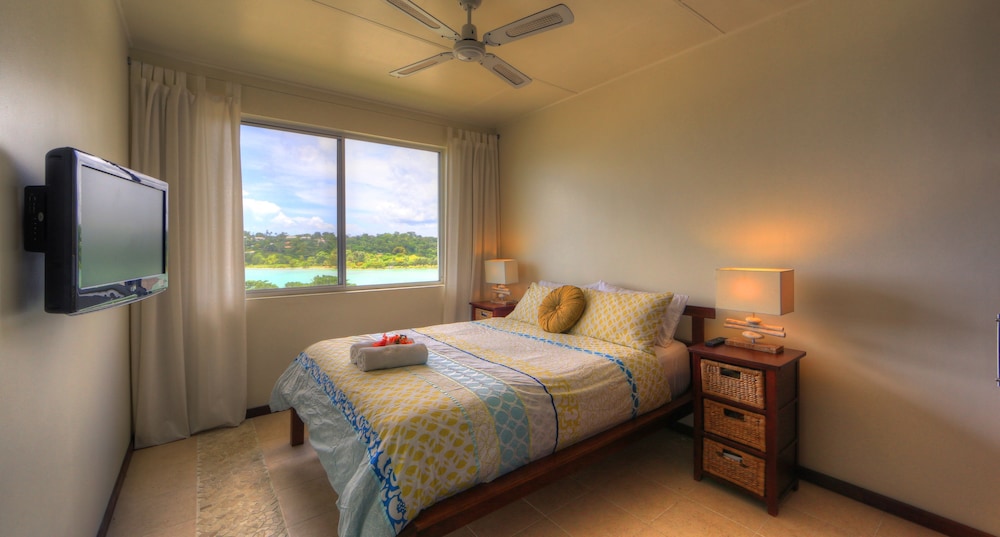2 Bedroom Apartment Ocean View photo 3
