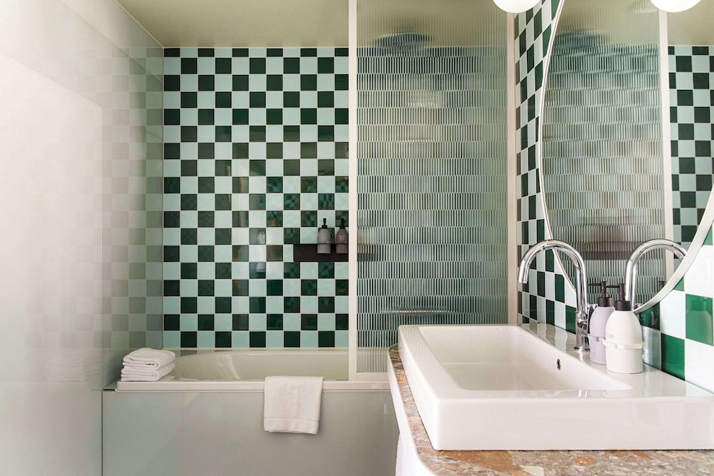 Suite, Corner (Hobo) - Photo 7