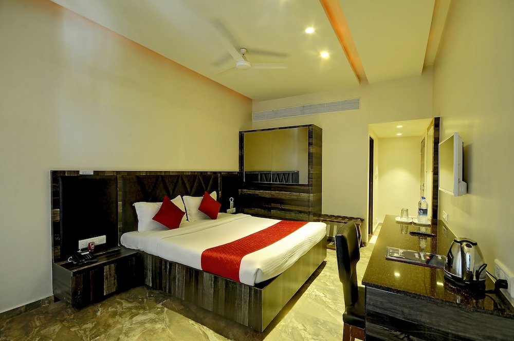 Super Executive Room