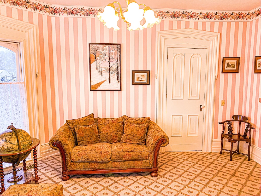 Family Suite photo 2