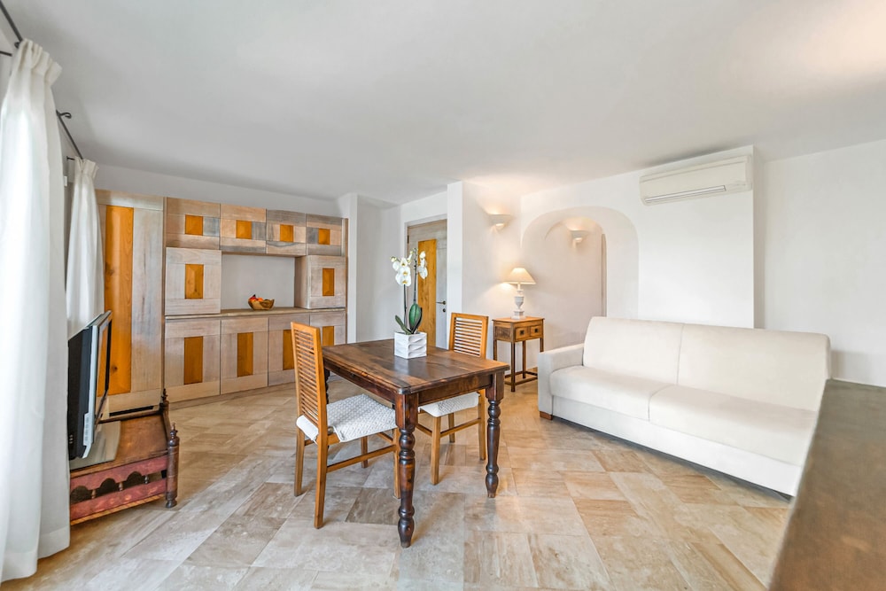 Apartment, 1 Bedroom, Garden View