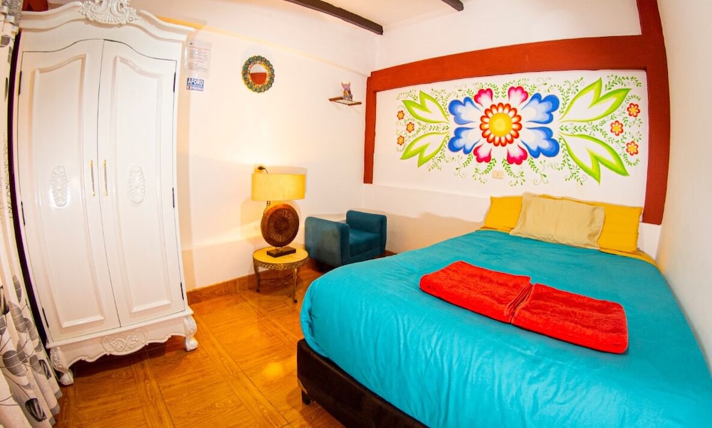Economy Room