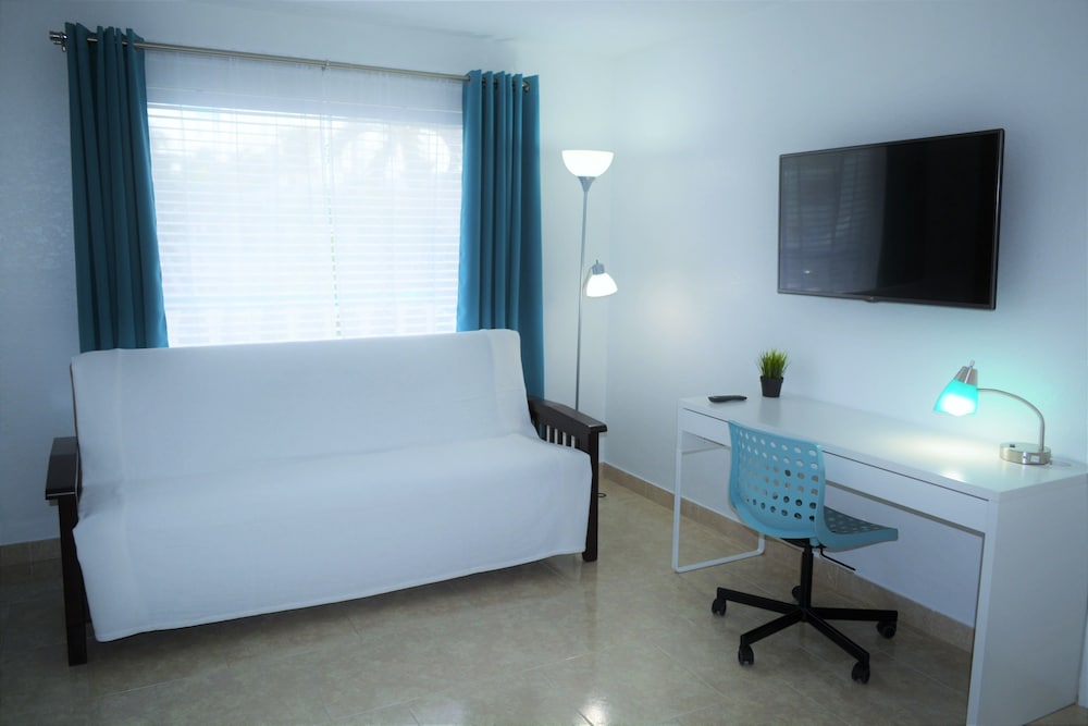 Standard Suite, 1 Bedroom photo 3