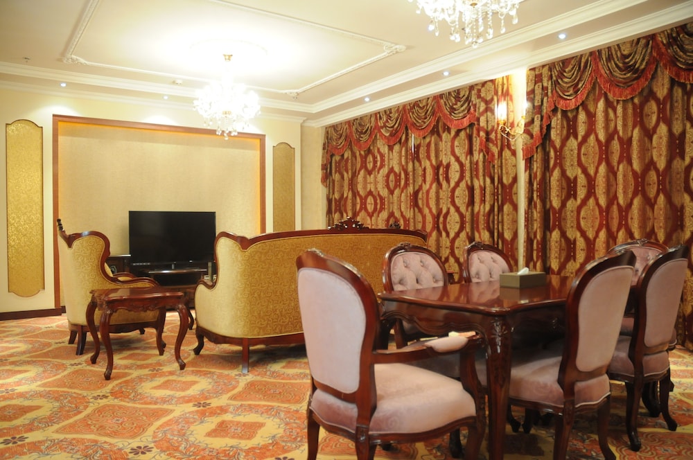Executive Room photo 2
