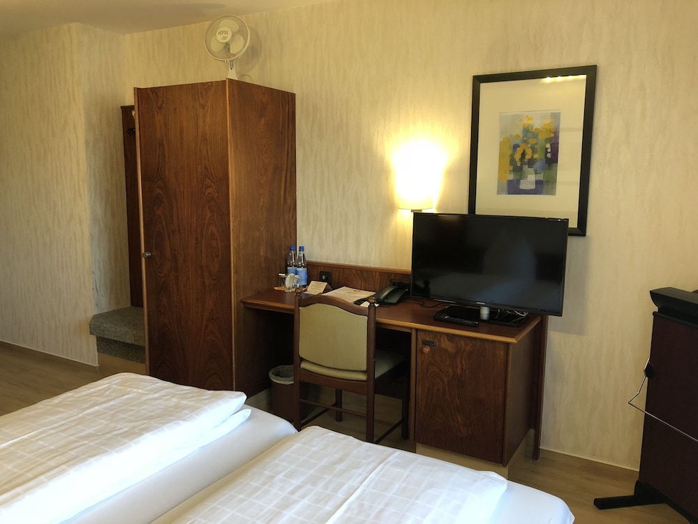 Classic Room Guest House - Photo 3